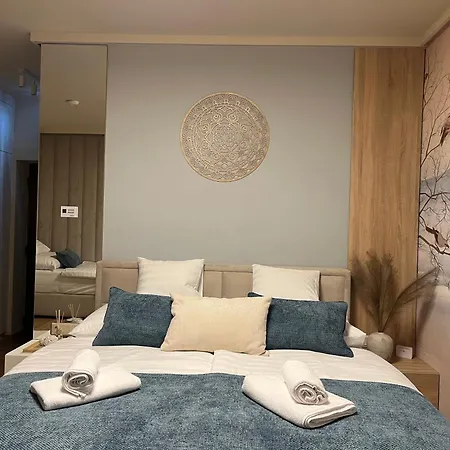 Horizond Vendeghaz 別荘 セレンチュ