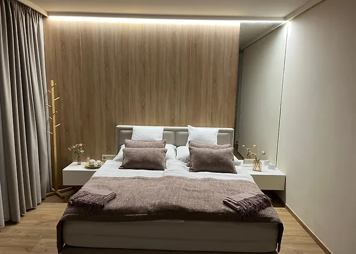 Horizond Vendeghaz 別荘 セレンチュ